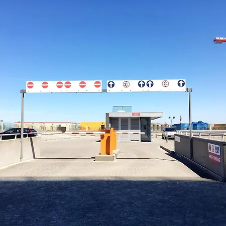 In Near The Beach, Cleaning Included * Nieuwpoort