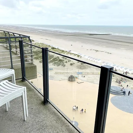 In Near The Beach, Cleaning Included Nieuwpoort