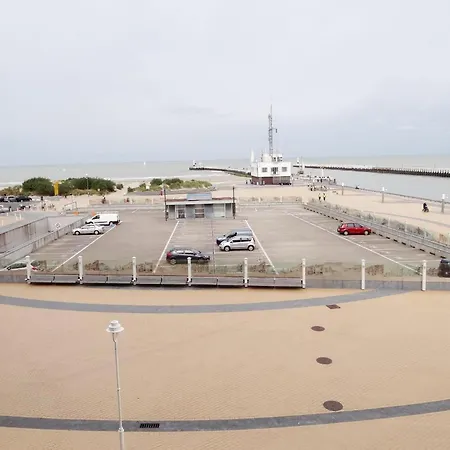 In Near The Beach, Cleaning Included * Nieuwpoort