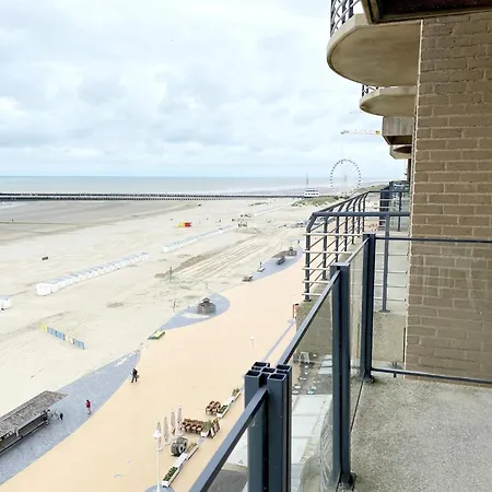 In Near The Beach, Cleaning Included *